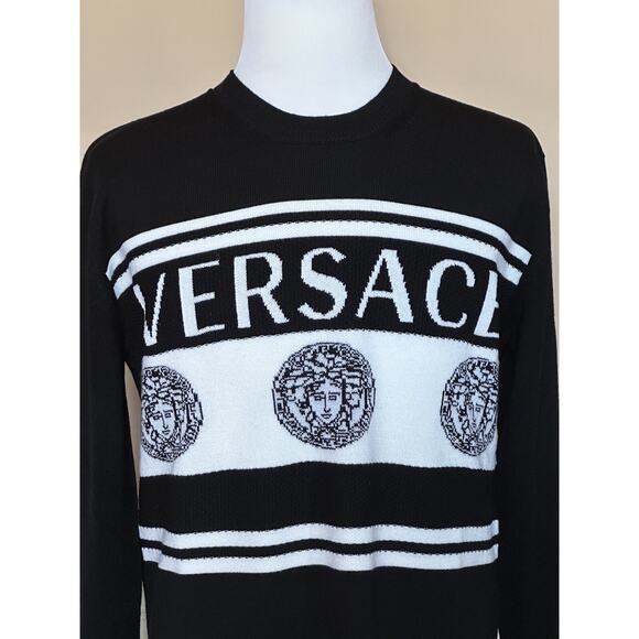 NWT Versace Medusa Logo Wool Knit Sweater Black 40 US (50 Eu) Italy A86467 - Picture 5 of 14